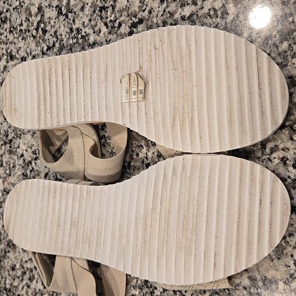 SKECHERS DESERT KISS STRAP WEDGE HOOK & LOOP CLOSURE SANDALS. SIZE 11. - Picture 7 of 11